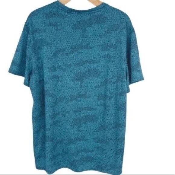 Reebok Jacquard Performance Short Sleeve T-Shirt size large - Picture 2 of 6